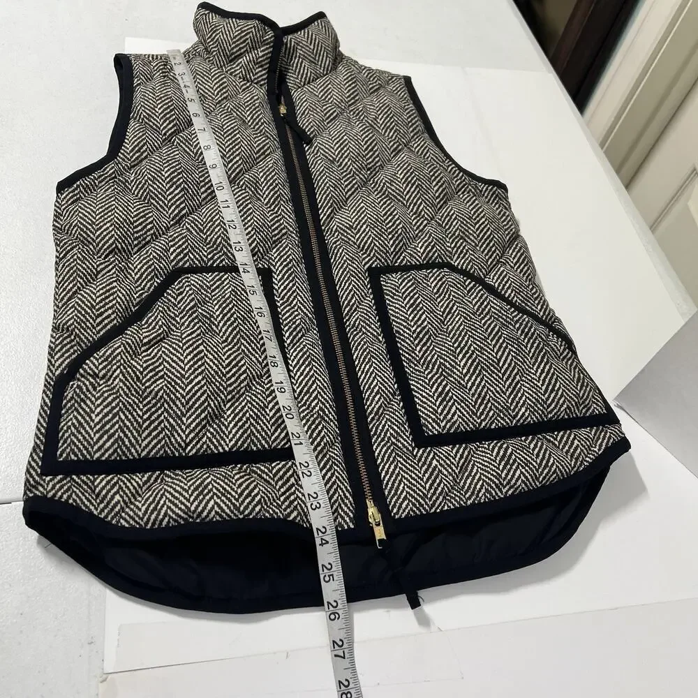 J. Crew Women’s Quilted Down Puffer Vest XS Houndstooth Black White Gold Preppy